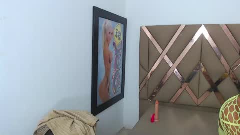 shelet_cooni online show from June 20, 11:49 pm