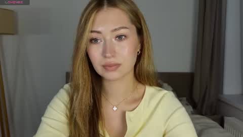 shelikeangel online show from August 16, 6:01 pm