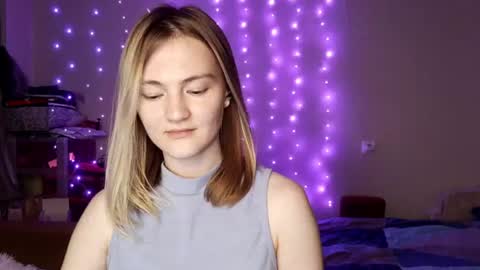 Ashley online show from July 31, 11:32 pm