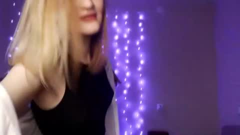 Ashley online show from August 7, 5:35 pm