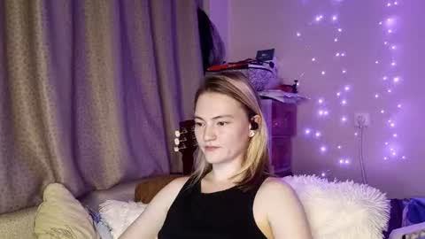 Ashley online show from August 7, 9:15 pm