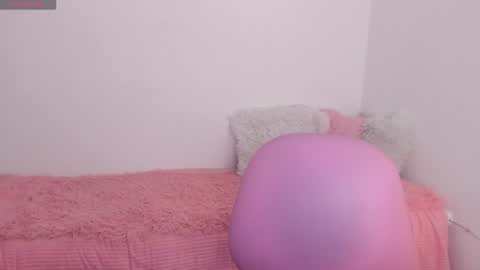 Shelly online show from July 24, 3:20 am