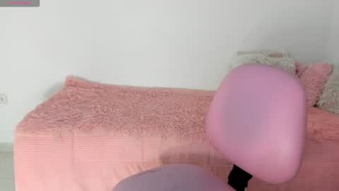 Shelly online show from July 25, 4:05 am