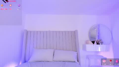 shelynna_azzul online show from August 10, 3:46 pm