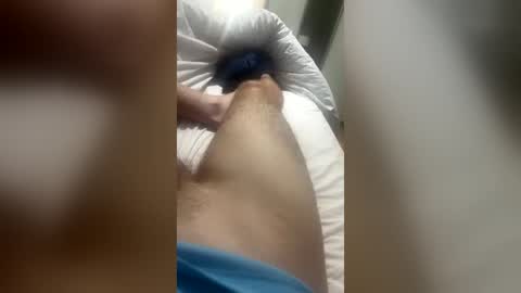shenry70354 online show from July 31, 1:06 pm