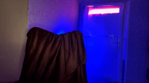sherlynpolinski online show from August 17, 3:55 am