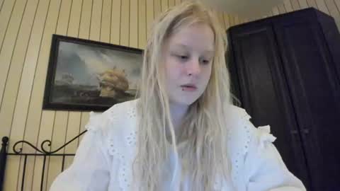 say me shery online show from July 4, 1:35 pm