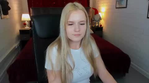 Sweet Sherri online show from August 13, 7:33 am