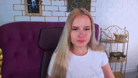 Sweet Sherri online show from August 14, 6:00 pm