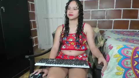 Sheryl online show from June 21, 12:39 pm