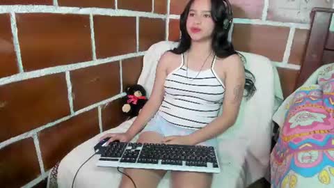 Sheryl online show from July 15, 3:57 pm