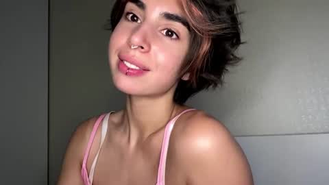 Amy online show from August 5, 11:30 am
