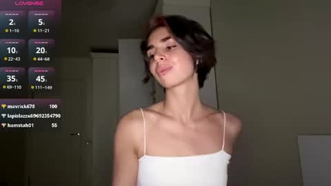 Amy online show from August 6, 4:28 pm