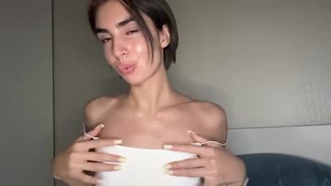 Amy online show from August 10, 12:17 pm