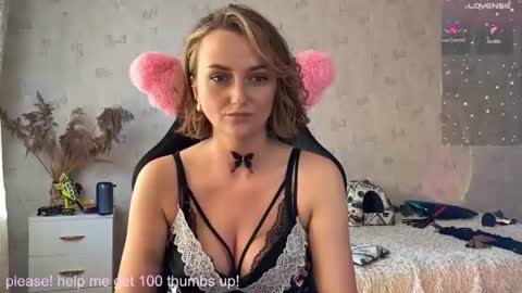Vanessa online show from August 15, 2:21 pm