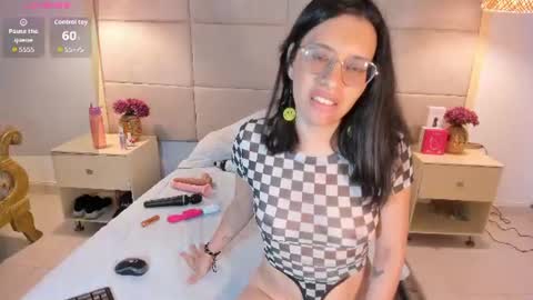 Sheyladoll online show from August 11, 11:40 pm
