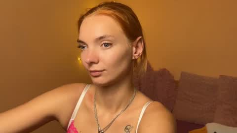 Alexis online show from August 4, 6:38 pm