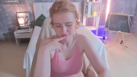 Lisa online show from August 14, 4:49 am