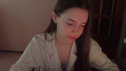shiraha___rafieru online show from August 5, 5:49 am
