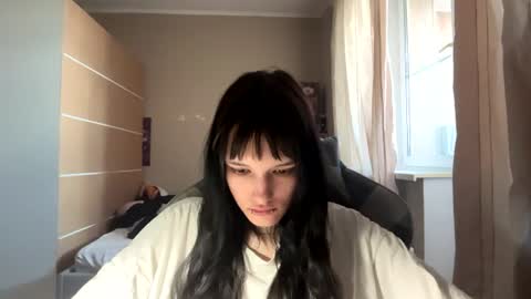 Nana online show from August 5, 2:37 pm