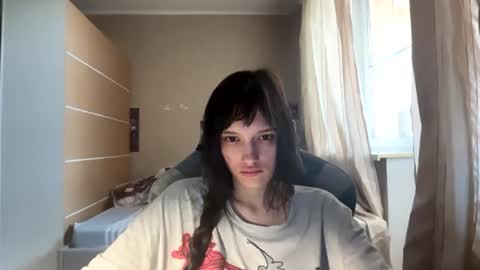 Nana online show from August 14, 9:13 am