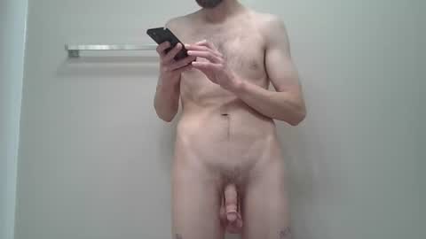 shirtless_me online show from August 1, 5:46 am