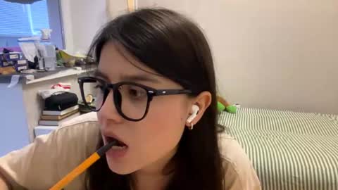 Marie online show from July 30, 3:30 pm