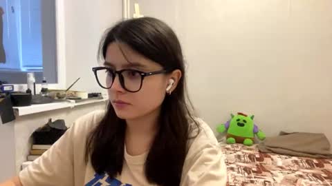 Marie online show from August 14, 4:32 pm