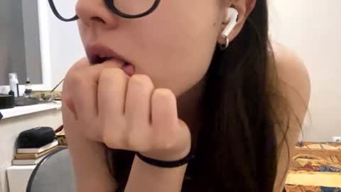 Marie online show from August 15, 8:02 pm