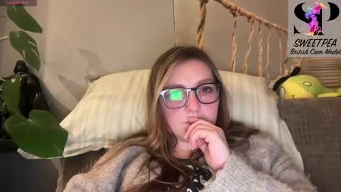 short sweetpea online show from April 22, 9:29 pm