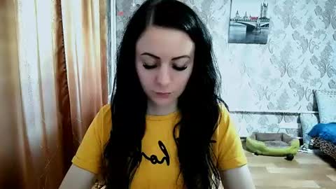 shy_cat_candy online show from June 10, 1:18 pm