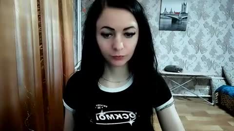 shy_cat_candy online show from June 18, 3:23 pm
