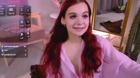Aisha online show from August 8, 6:08 pm