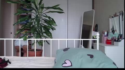 Eva online show from August 5, 6:11 am