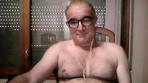 shymmy10 online show from June 14, 4:09 am