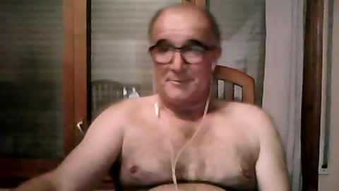 shymmy10 online show from July 12, 5:25 am