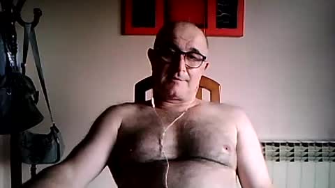 shymmy10 online show from August 10, 7:32 am