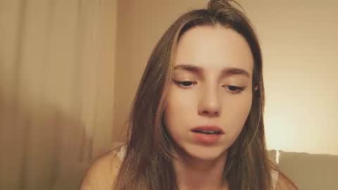 Mary online show from June 17, 8:52 pm