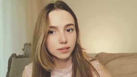 Mary online show from August 13, 2:25 am