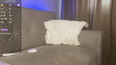 Amelie online show from August 12, 3:42 am