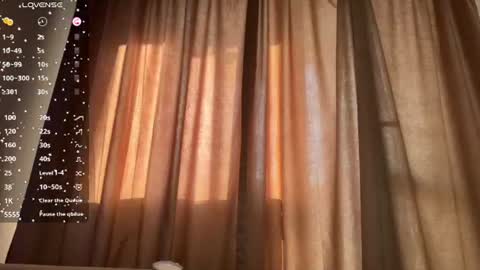 Amelie online show from August 13, 4:37 am