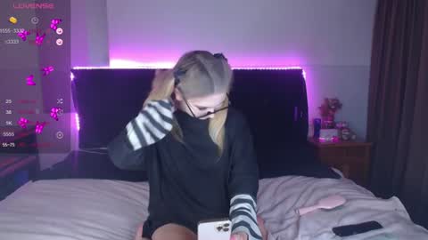 shysweetrish online show from July 20, 4:37 am