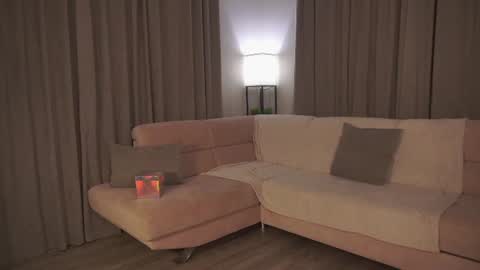 Tanya online show from August 6, 8:52 pm