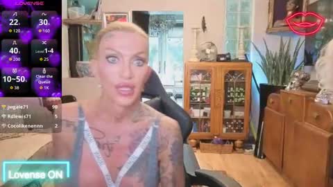 shytrans_uk online show from August 4, 1:08 pm
