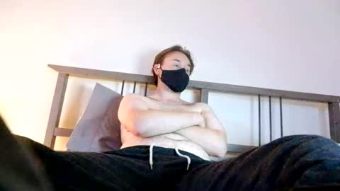 shyyguyy1455 online show from May 20, 12:17 pm