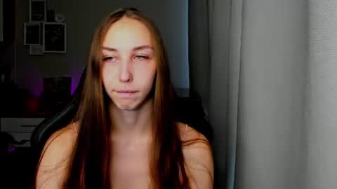 SIA online show from June 30, 3:18 am