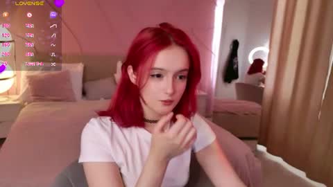 sidney_blair online show from August 20, 9:26 am