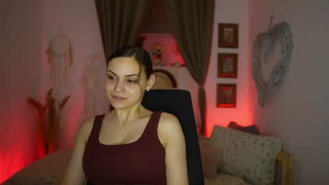 Sidney Sweety online show from August 3, 10:39 pm