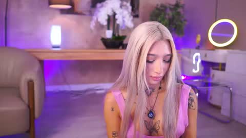SienaJayden online show from August 10, 9:00 am