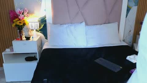 Sienna Desieree online show from August 8, 1:33 pm